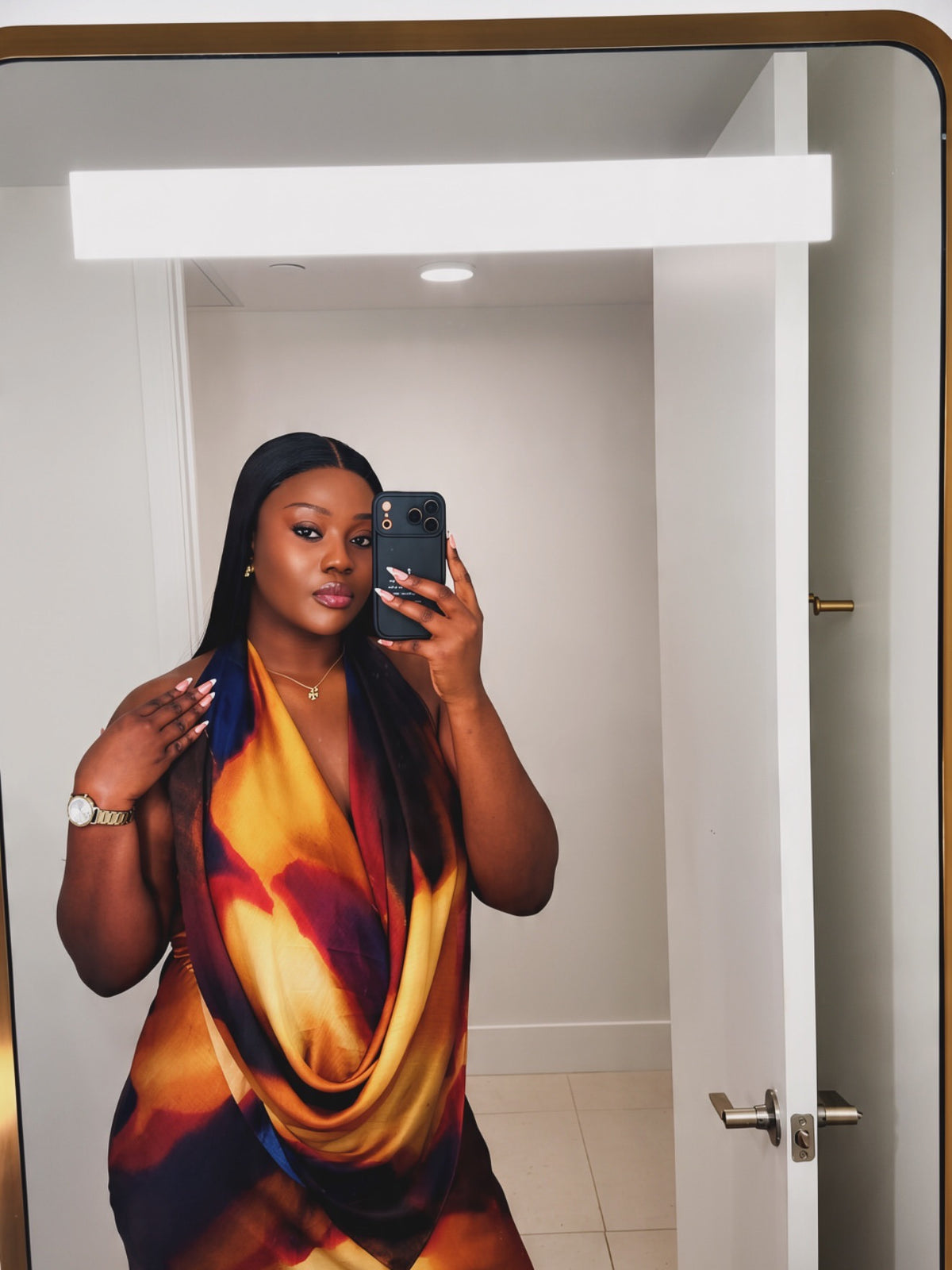 Abigail wearing Premium Luxe Raw Donor Bone Straight hair